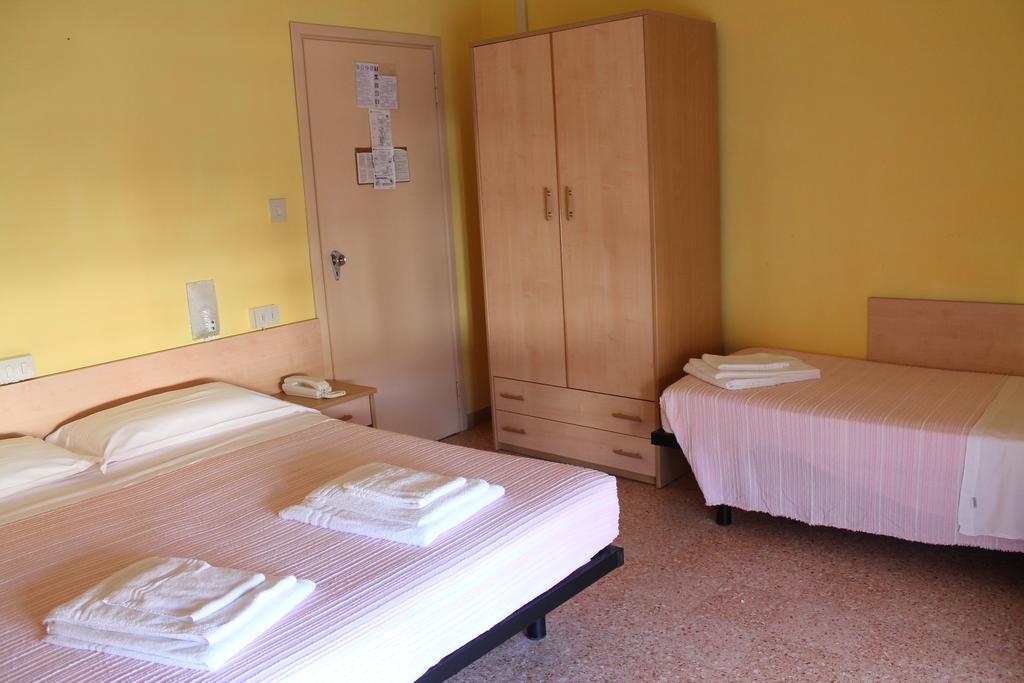Hotel Ninfea Cervia Exterior foto