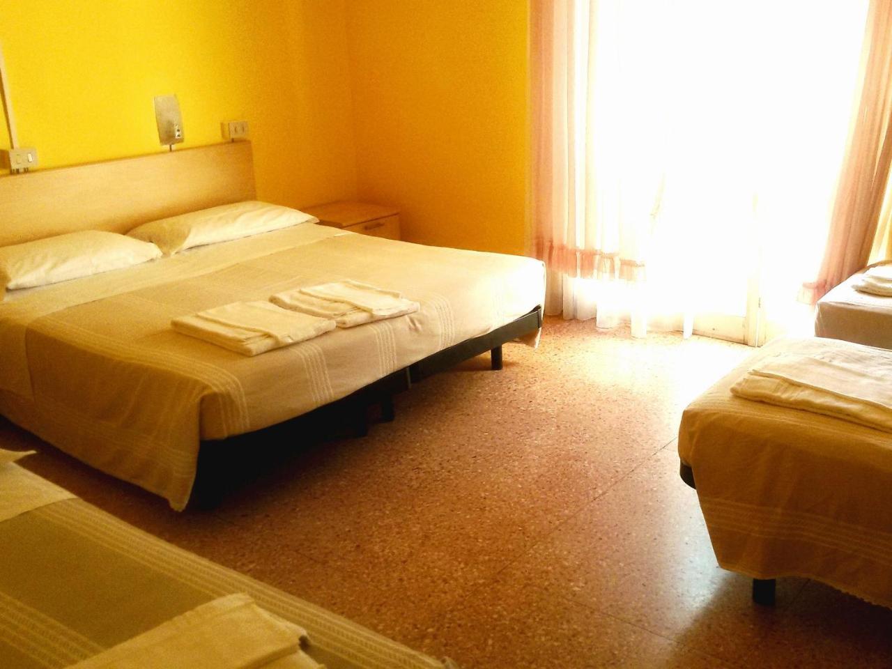 Hotel Ninfea Cervia Exterior foto